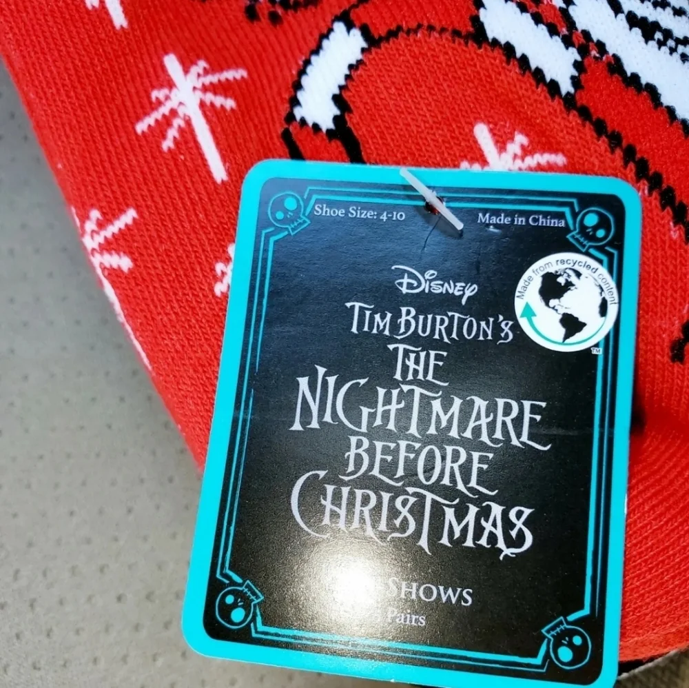 Disney's nightmare‎ before Christmas Christmas themed no show socks, 5 pairs New